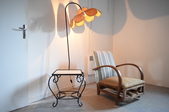 UPGRADE Lampadaire fleur avec tablette