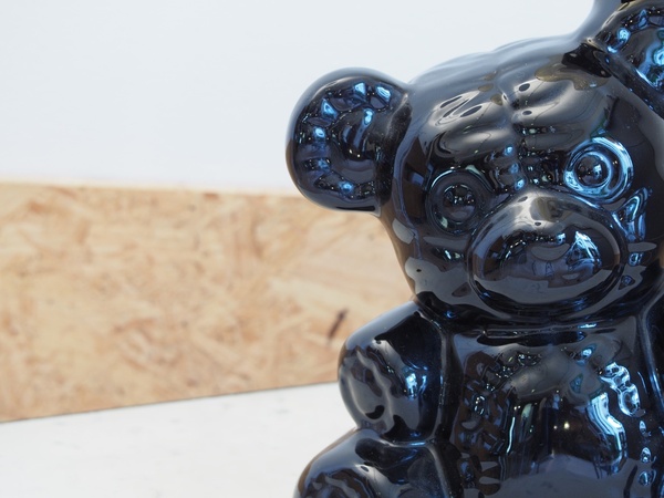 Lampe ourson en céramique et globe ambré vintage