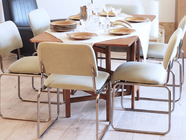 6 chaises vintage tubulaire de style moderniste