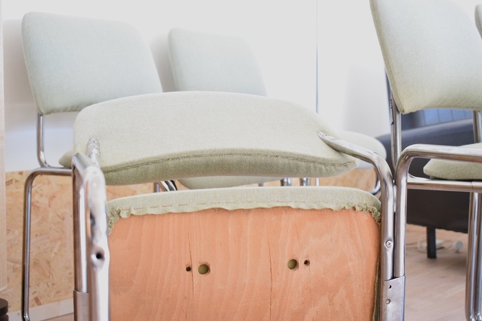 6 chaises vintage tubulaire de style moderniste