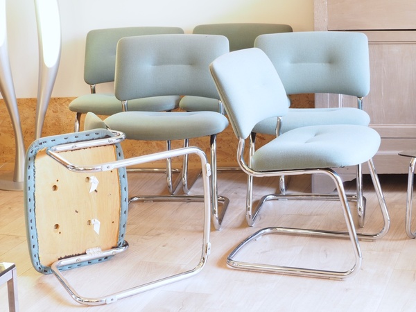 6 chaises STEELCASE STRAFOR